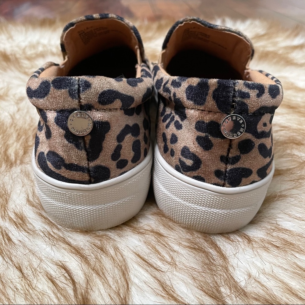 Steve Madden Gills-L Leopard Print Slip On - image 5